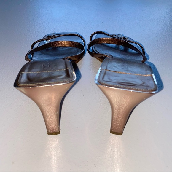 SOLD Authentic Louis Vuitton heels - Picture 4 of 6
